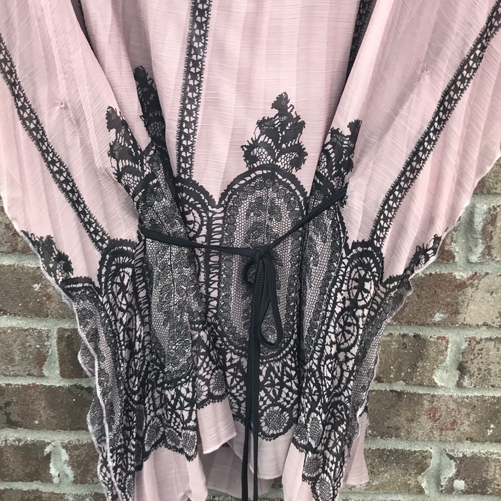 ❎DONATED❎ Rue21 Pleated Lacy Printed Tunic - Picture 5 of 7